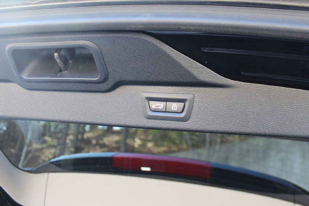 2016 BMW X5 Image 23