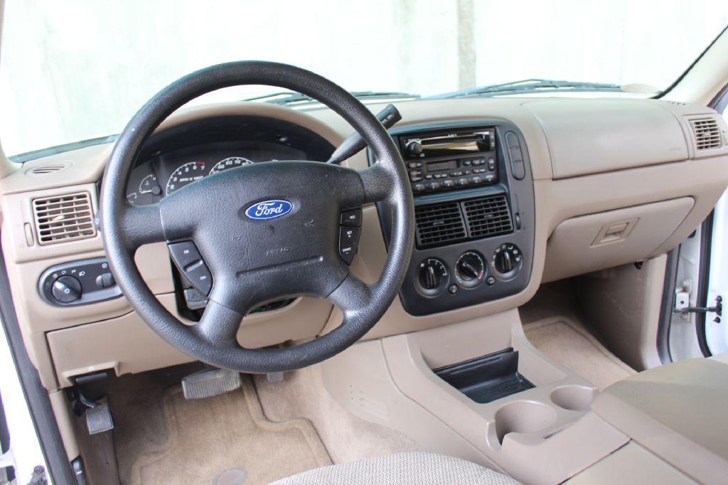 2002 Ford Explorer Image 15