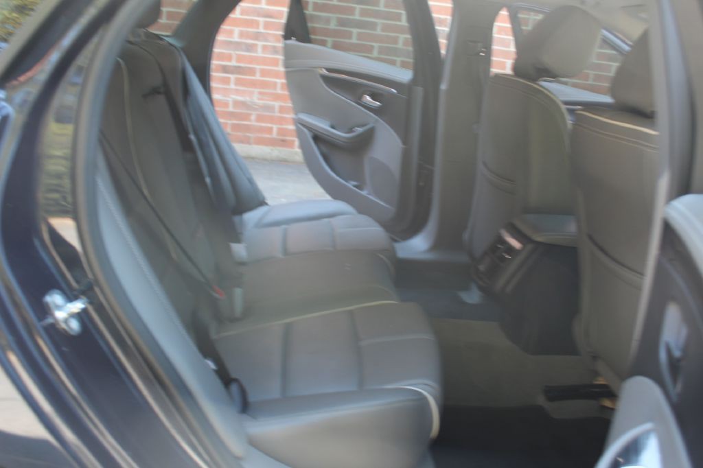 2016 Chevrolet Impala Image 11