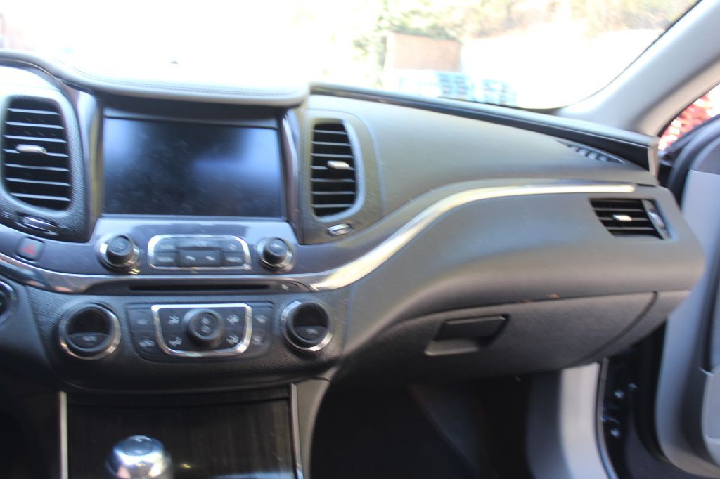 2016 Chevrolet Impala Image 21