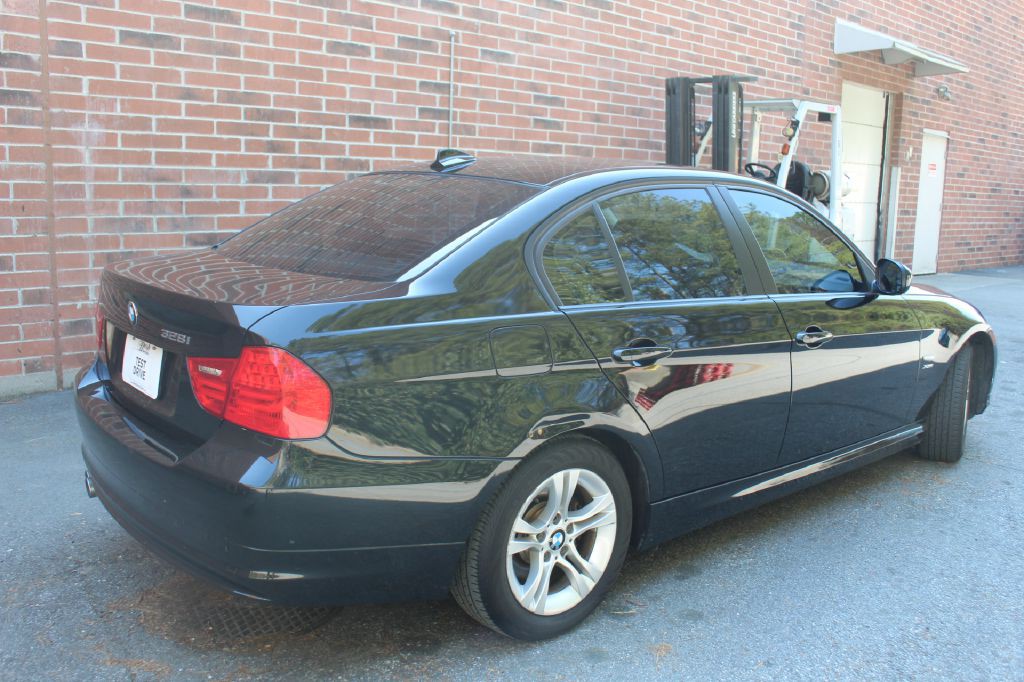 2011 BMW 3 Series Image 5