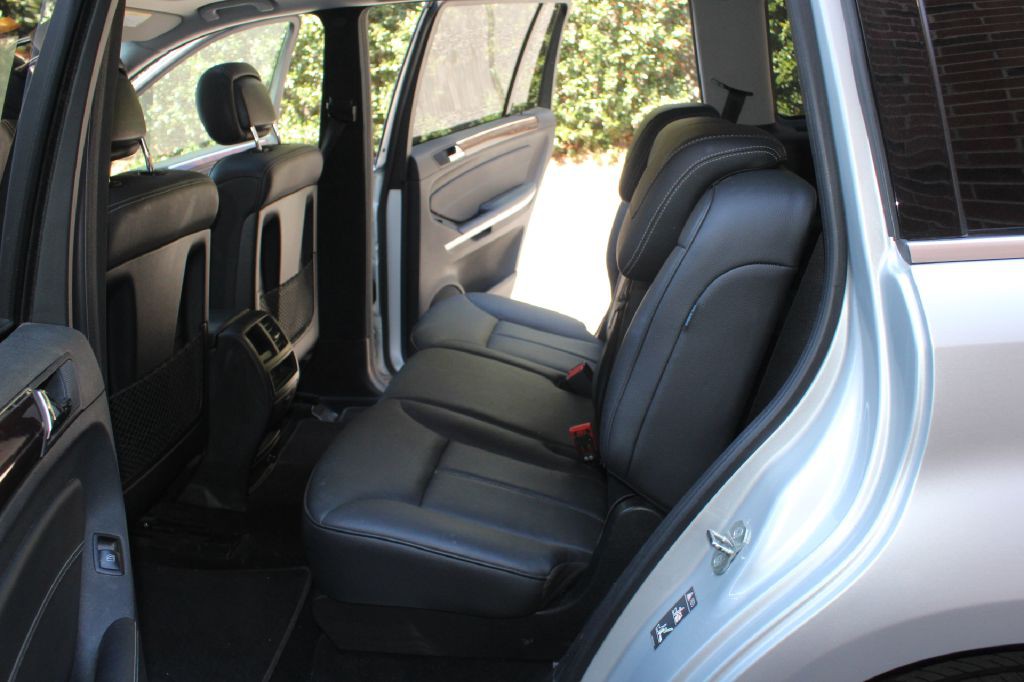 2012 Mercedes-Benz GL-Class Image 9