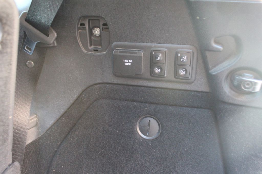 2012 Mercedes-Benz GL-Class Image 23