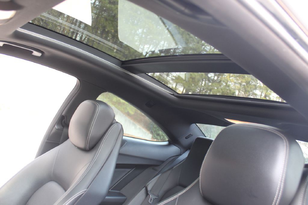 2012 Mercedes-Benz C-Class Image 16