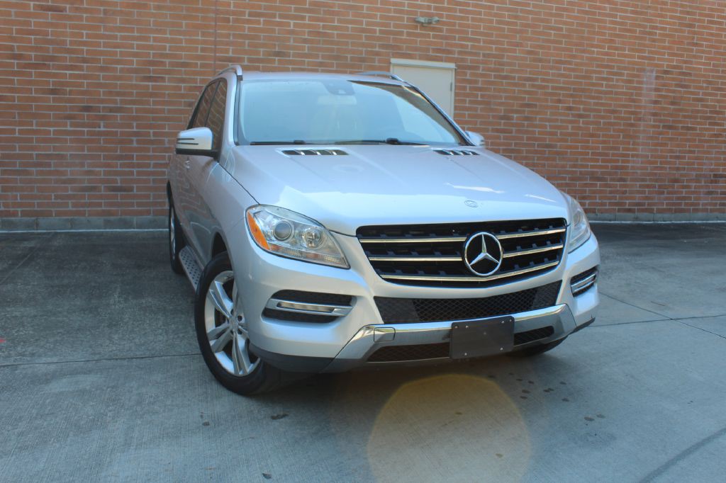 2013 Mercedes-Benz M-Class Image 1