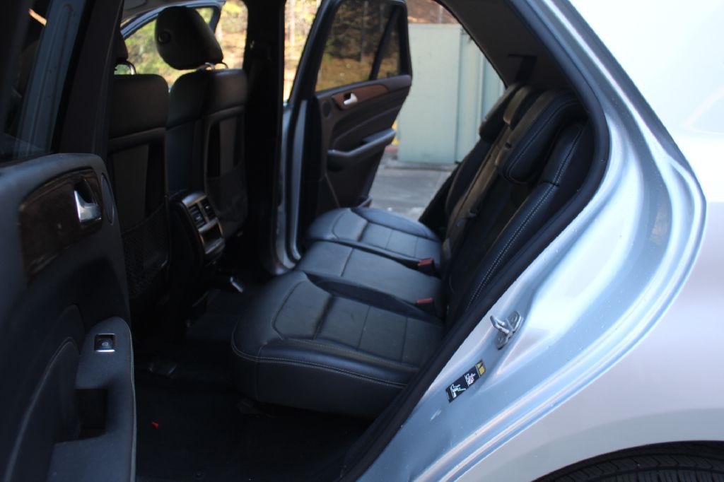 2013 Mercedes-Benz M-Class Image 9