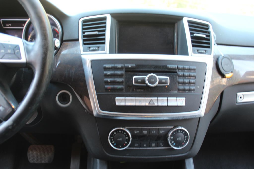 2013 Mercedes-Benz M-Class Image 15