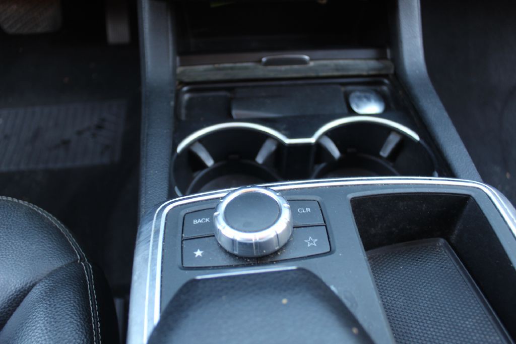 2013 Mercedes-Benz M-Class Image 17