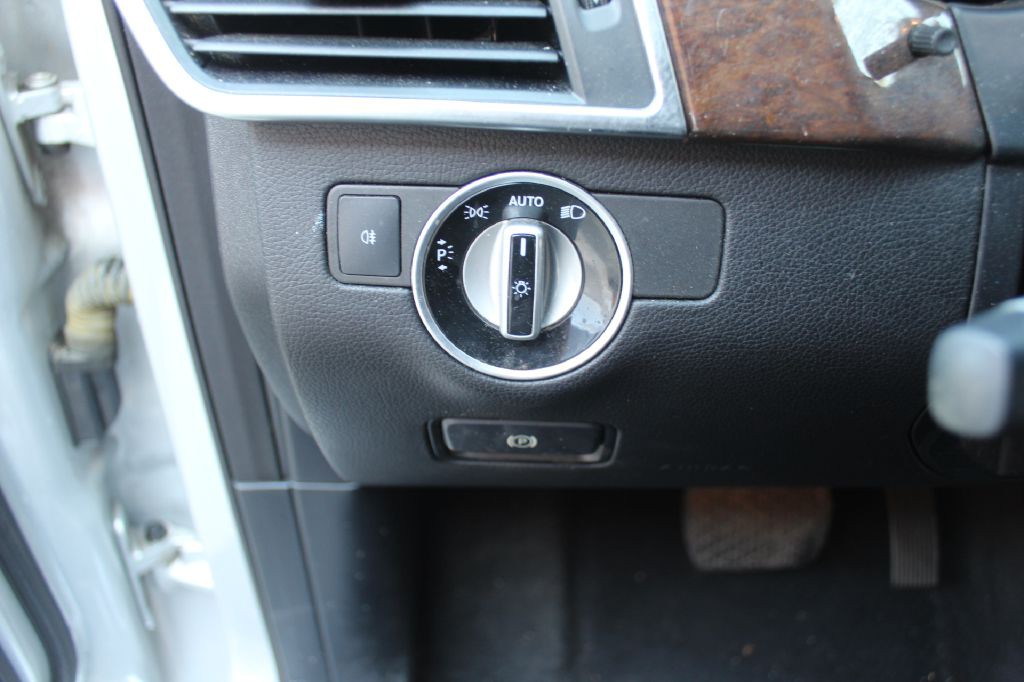 2013 Mercedes-Benz M-Class Image 18