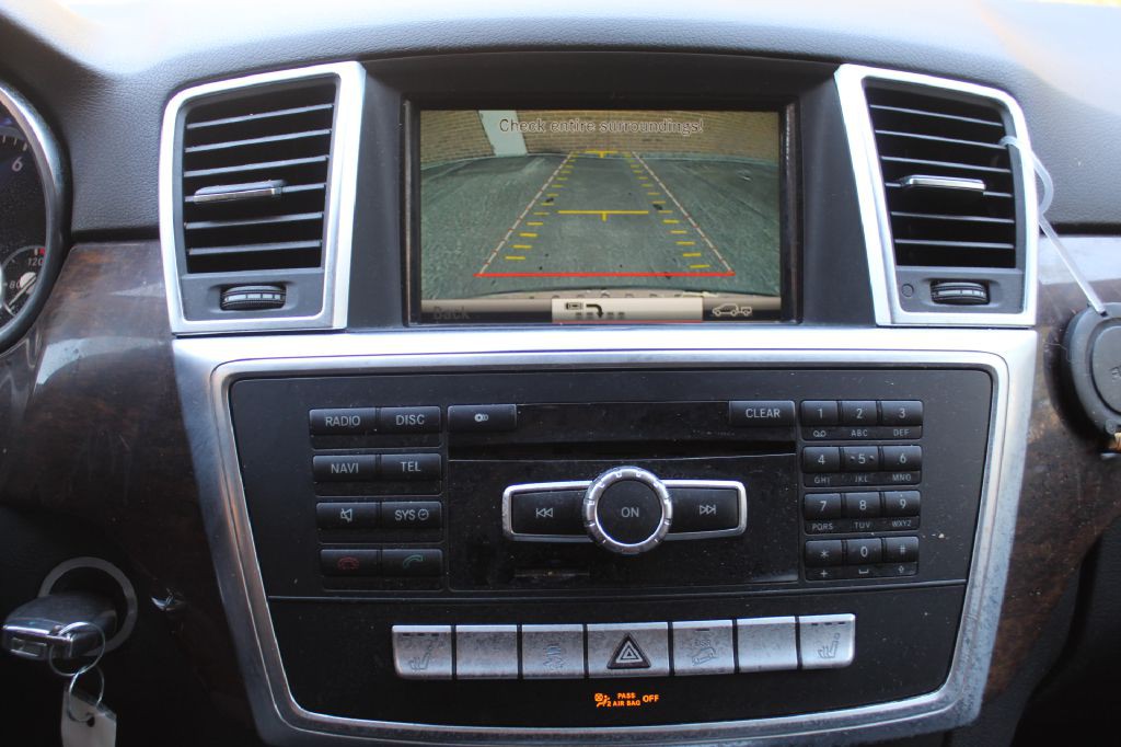 2013 Mercedes-Benz M-Class Image 20