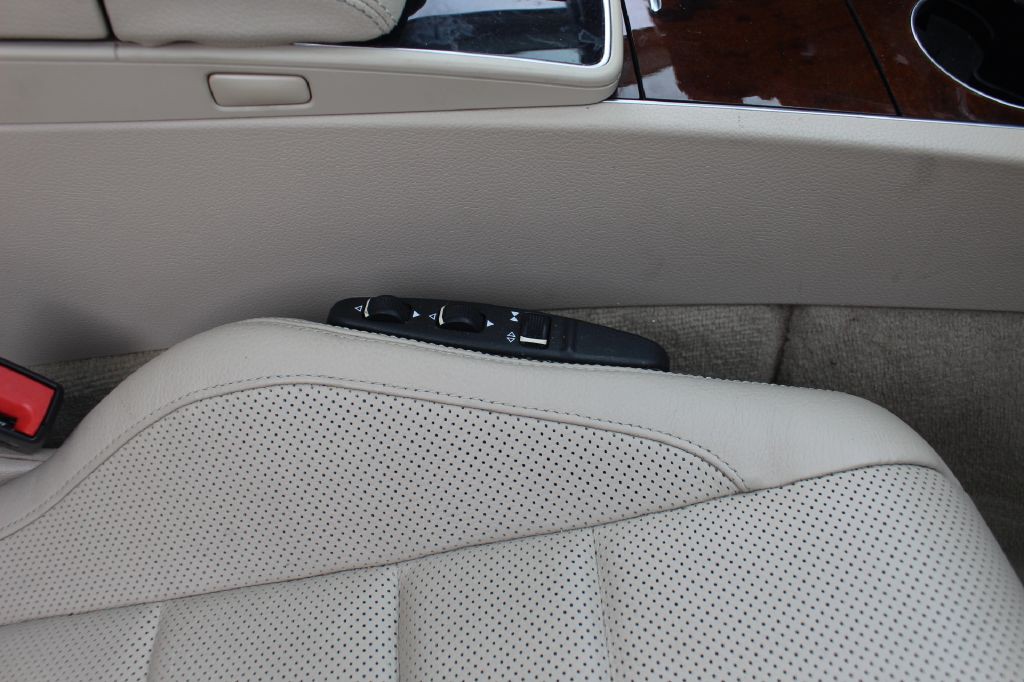 2015 Mercedes-Benz E-Class Image 12