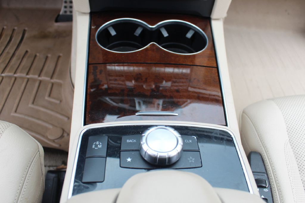 2015 Mercedes-Benz E-Class Image 16