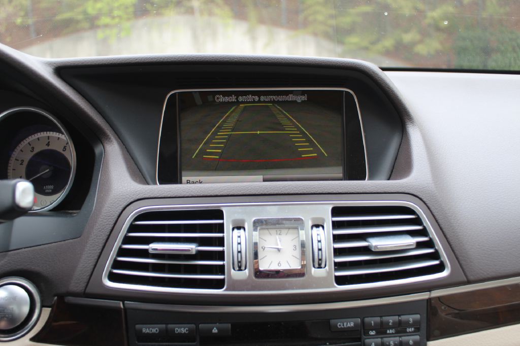 2015 Mercedes-Benz E-Class Image 25