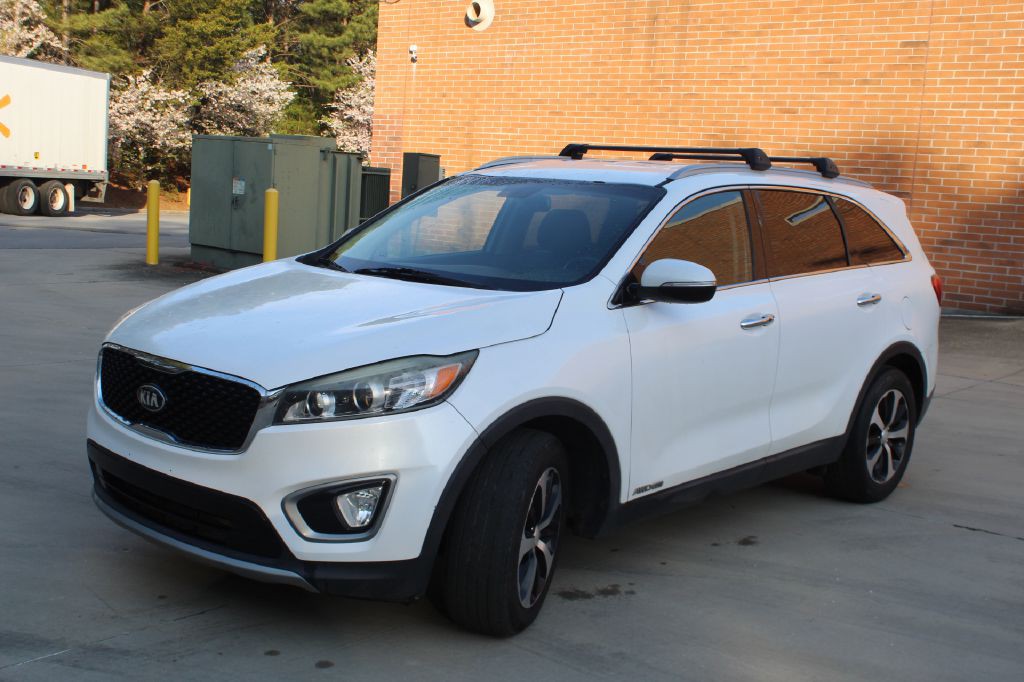 2016 Kia Sorento Image 2