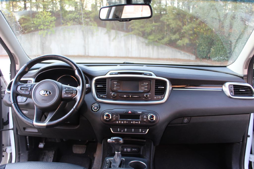 2016 Kia Sorento Image 15