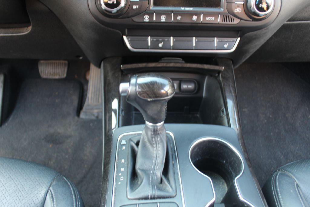 2016 Kia Sorento Image 20