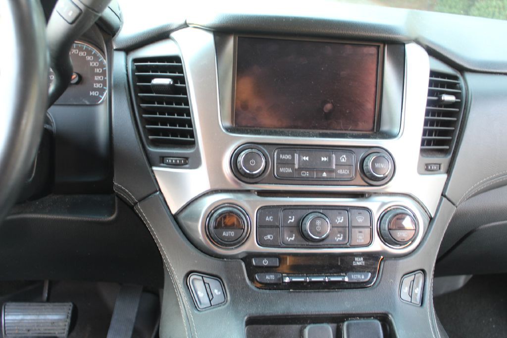 2017 Chevrolet Suburban Image 20