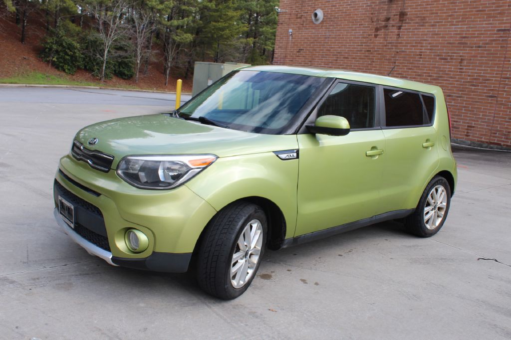 2017 Kia Soul Image 2