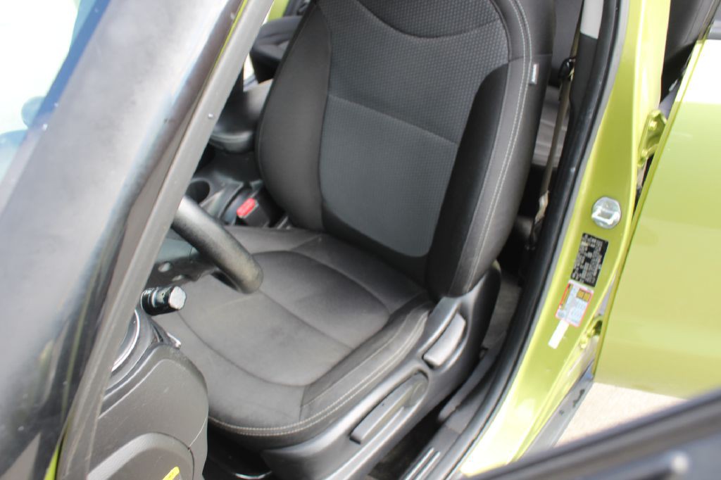 2017 Kia Soul Image 11