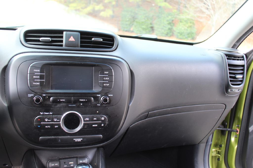 2017 Kia Soul Image 18