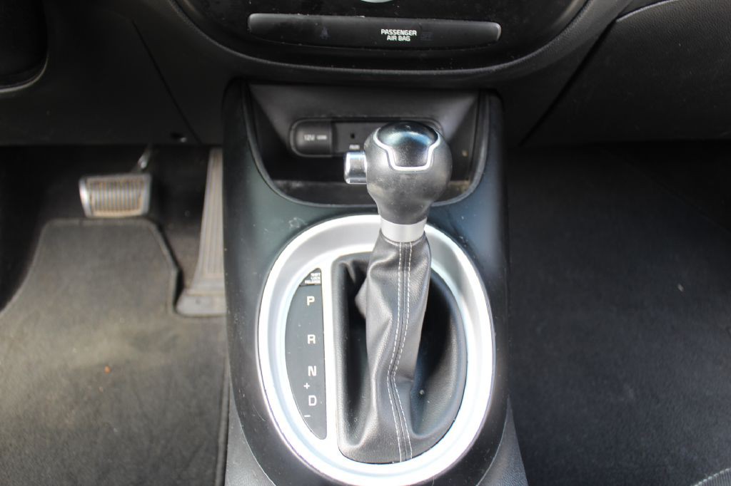 2017 Kia Soul Image 19