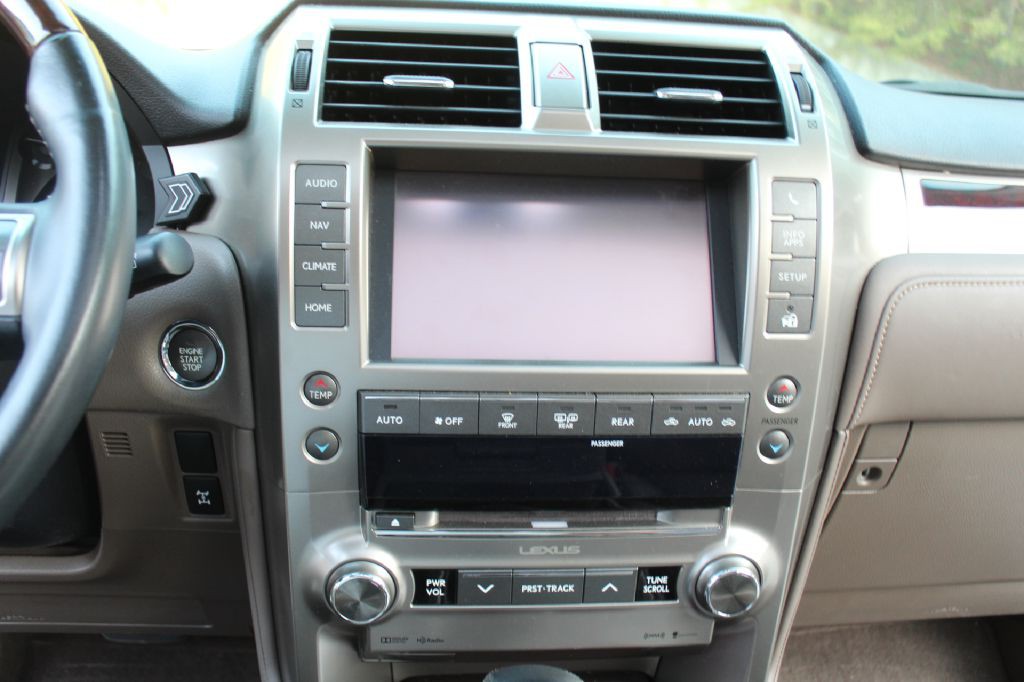 2014 Lexus GX Image 22