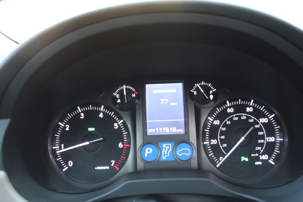 2014 Lexus GX Image 35