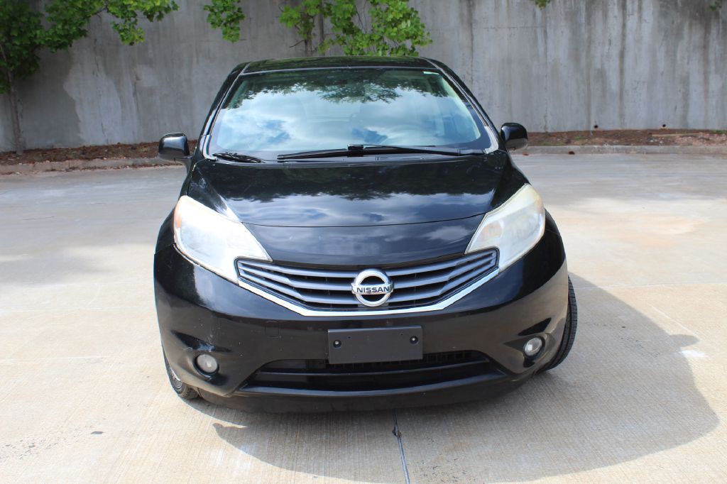 2014 Nissan Versa Image 2