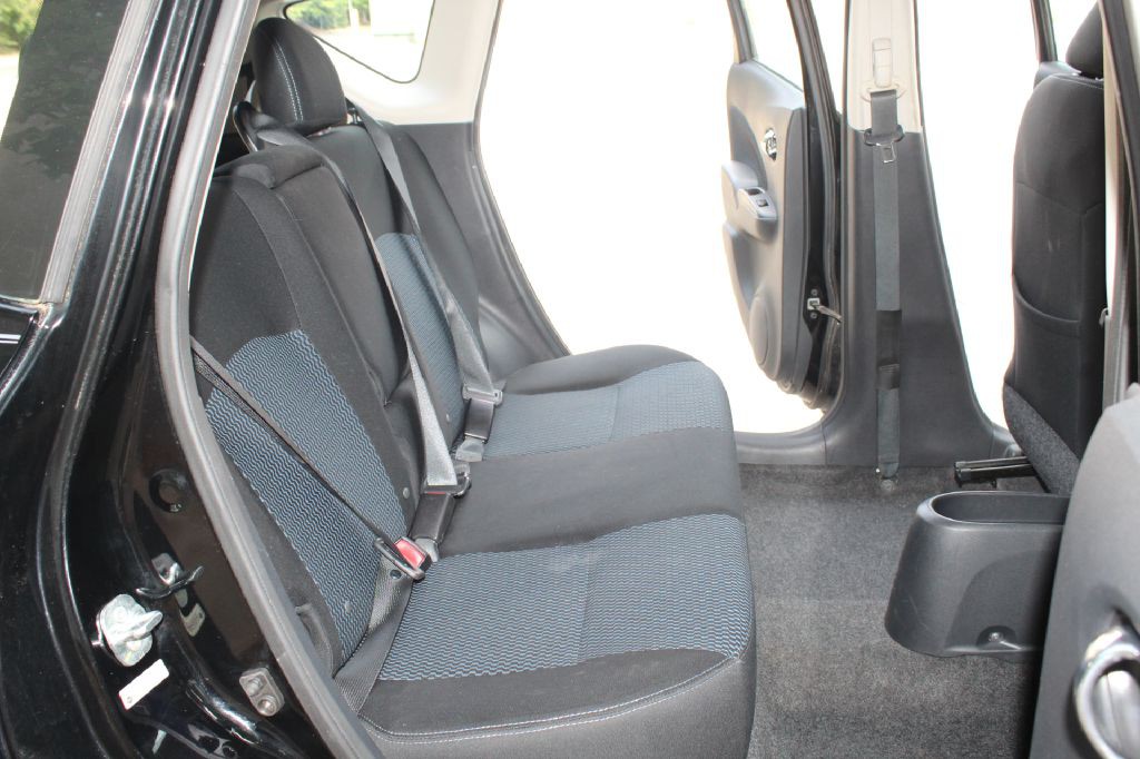 2014 Nissan Versa Image 8