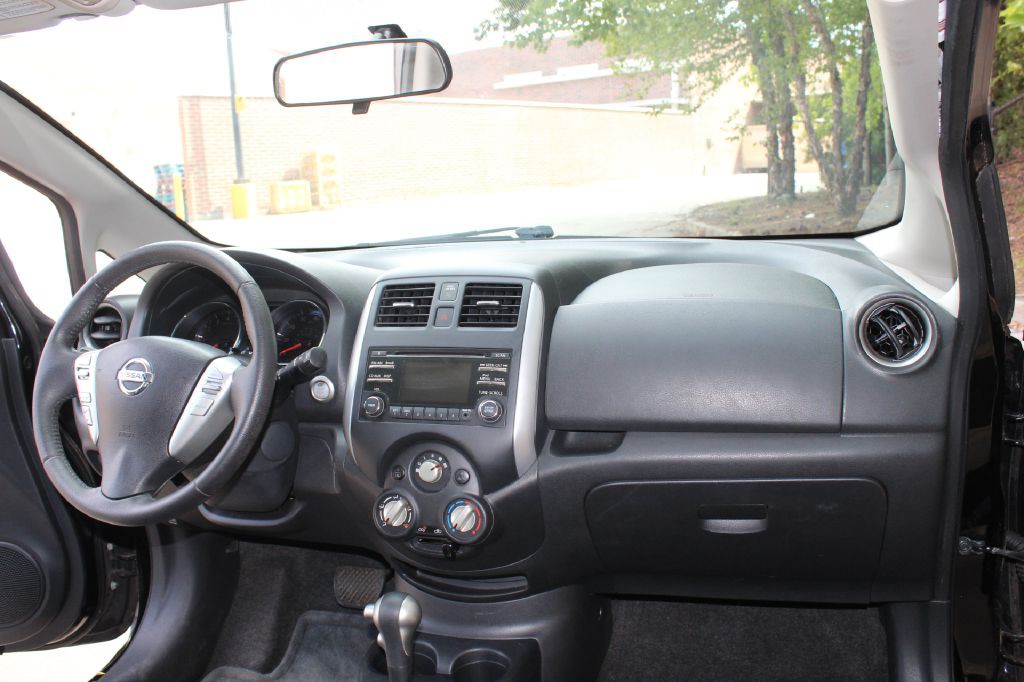 2014 Nissan Versa Image 13