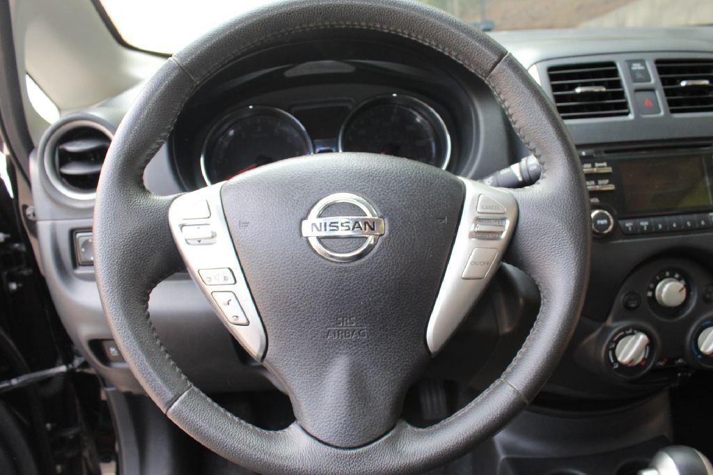 2014 Nissan Versa Image 16