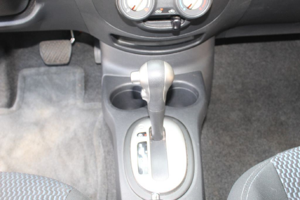 2014 Nissan Versa Image 18