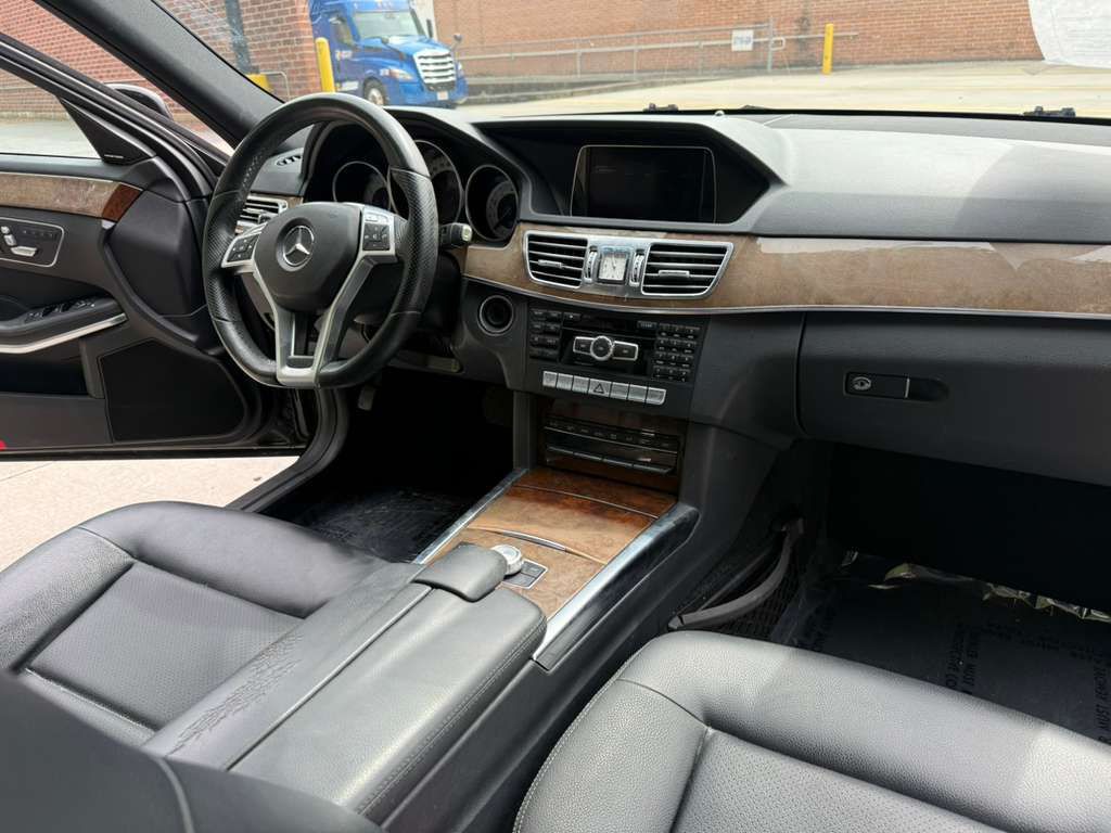 2014 Mercedes-Benz E-Class Image 10
