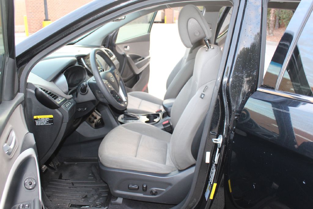 2016 Hyundai Santa Fe Sport Image 11