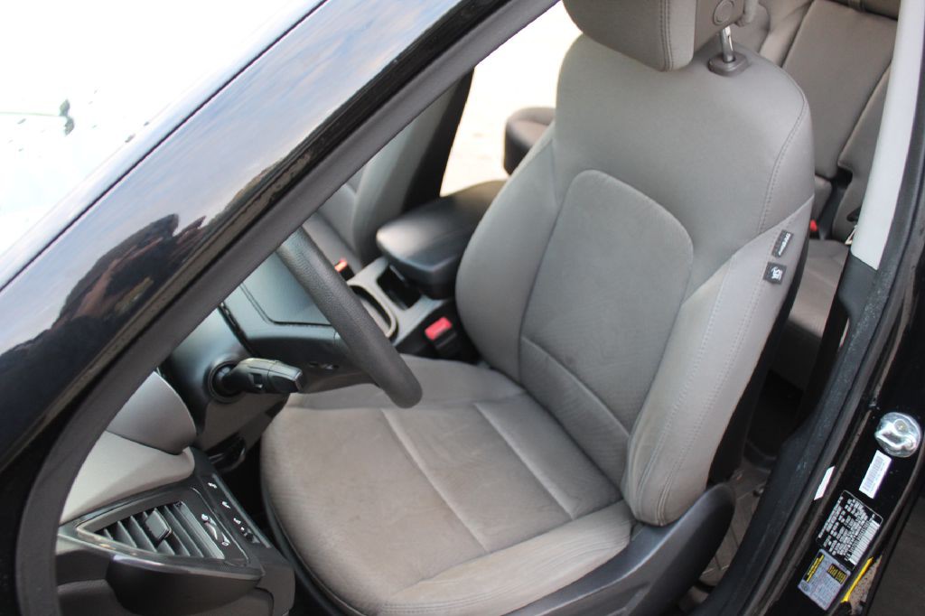 2016 Hyundai Santa Fe Sport Image 12