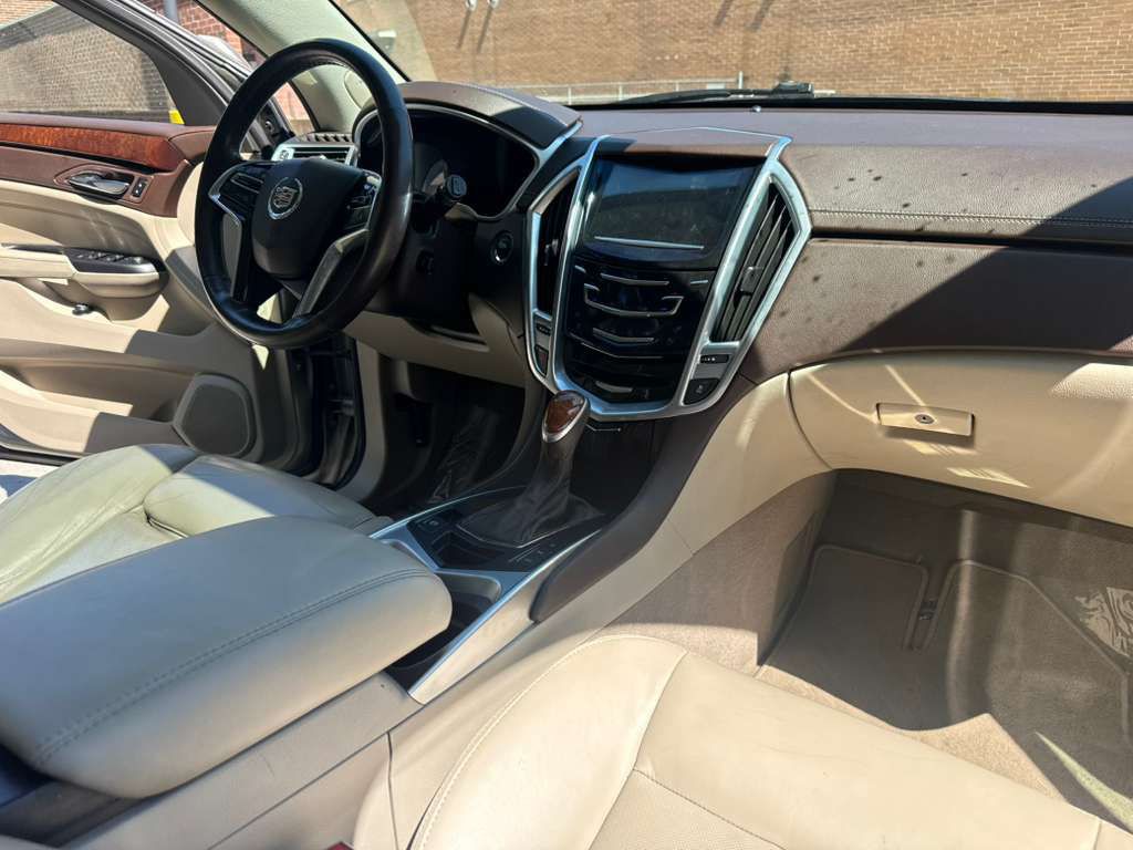 2014 Cadillac SRX Image 12
