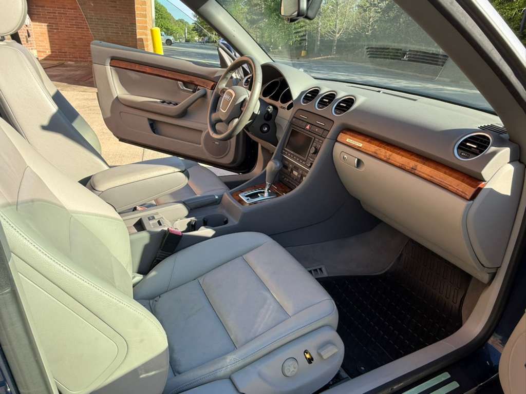 2009 Audi A4 Image 11