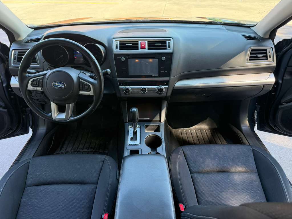 2015 Subaru Legacy Image 8