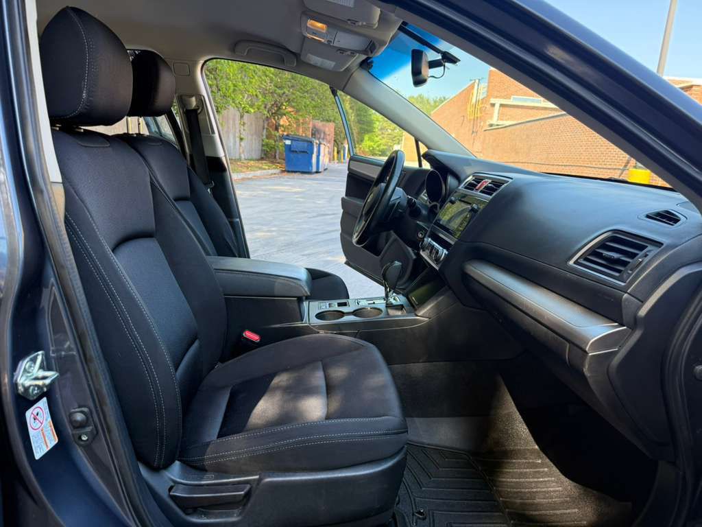 2015 Subaru Legacy Image 13