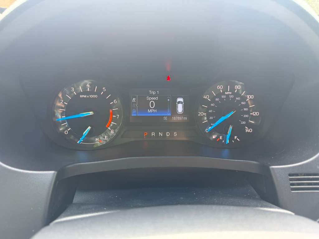 2016 Ford Explorer Image 13