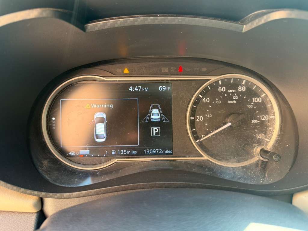 2020 Nissan Versa Image 13