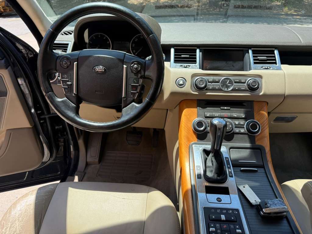 2013 Land Rover Range Rover Sport Image 13