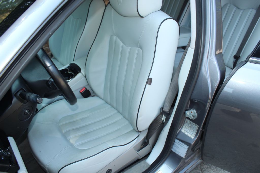 2007 Maserati Quattroporte Image 13