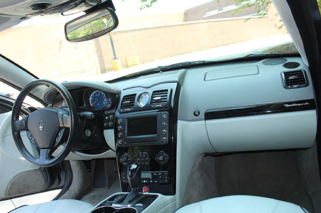 2007 Maserati Quattroporte Image 15