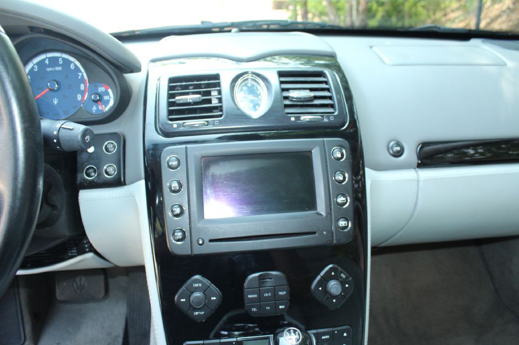 2007 Maserati Quattroporte Image 20