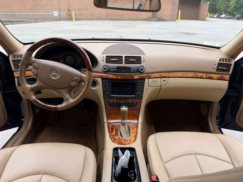 2007 Mercedes-Benz E-Class Image 12