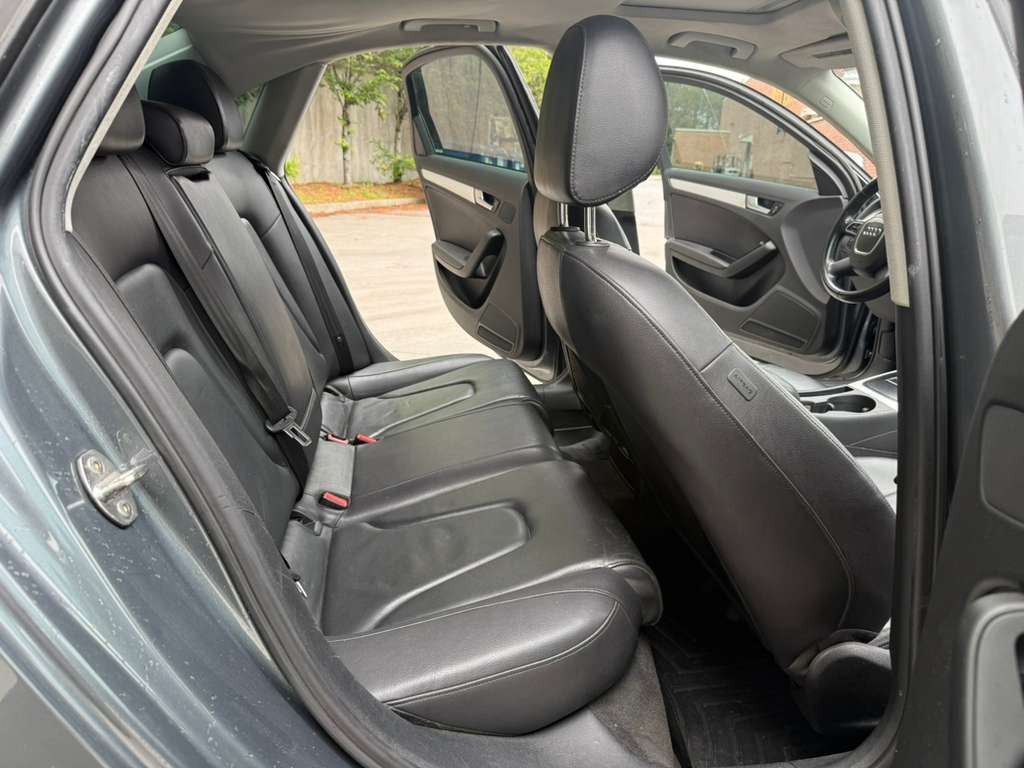 2012 Audi A4 Image 8
