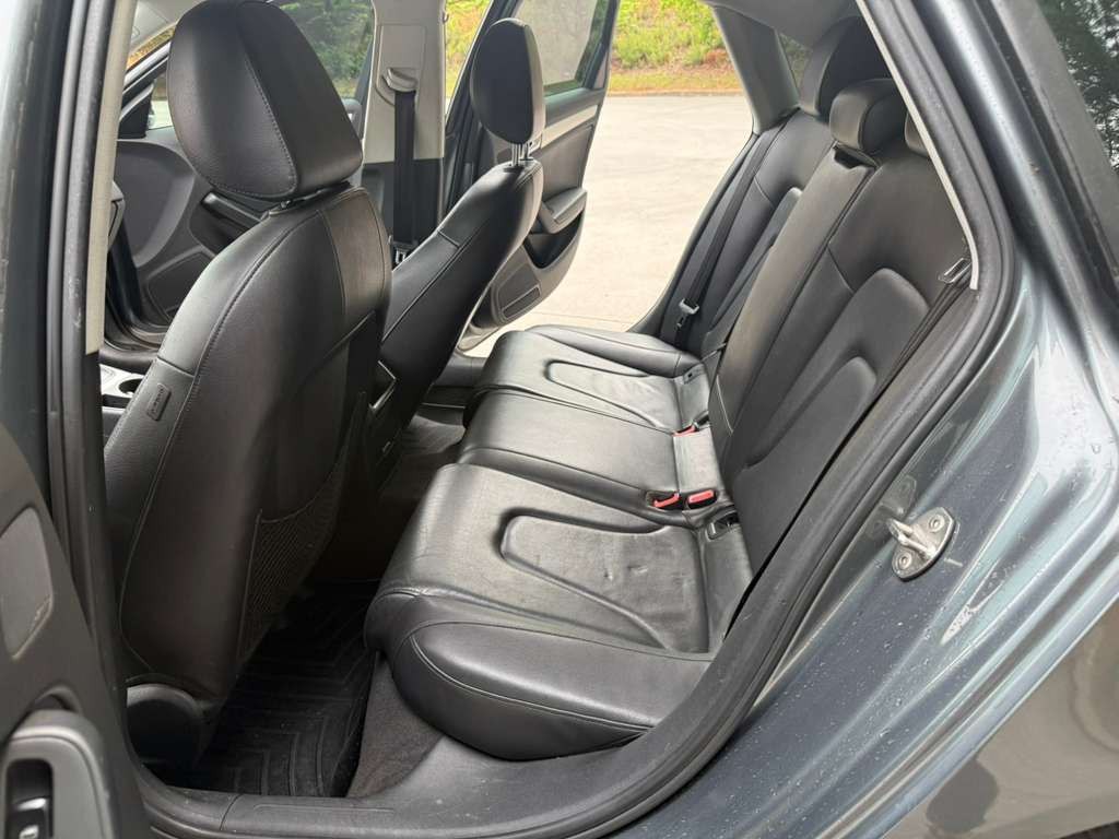 2012 Audi A4 Image 9