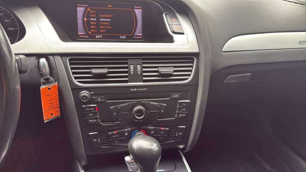 2012 Audi A4 Image 10