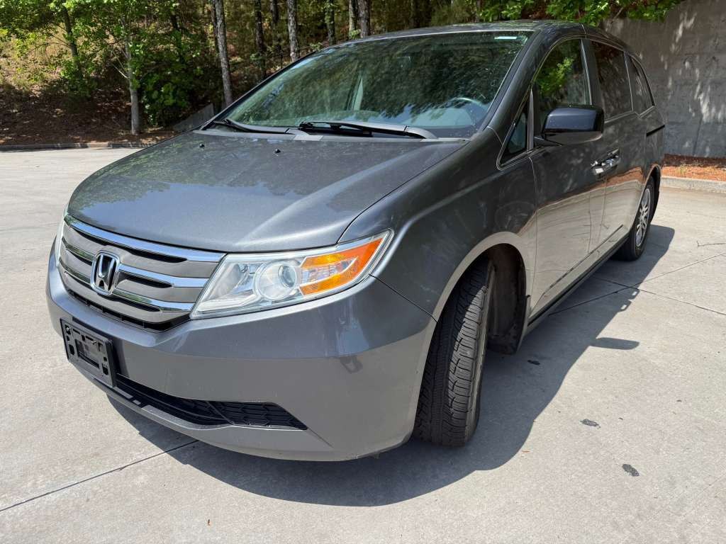 2012 Honda Odyssey Image 4